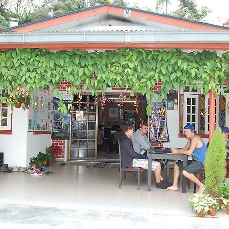 Rovers Inn Cameron Highlands Exterior foto